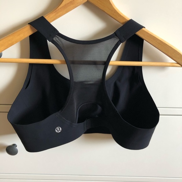 Lululemon bra - Picture 2 of 3